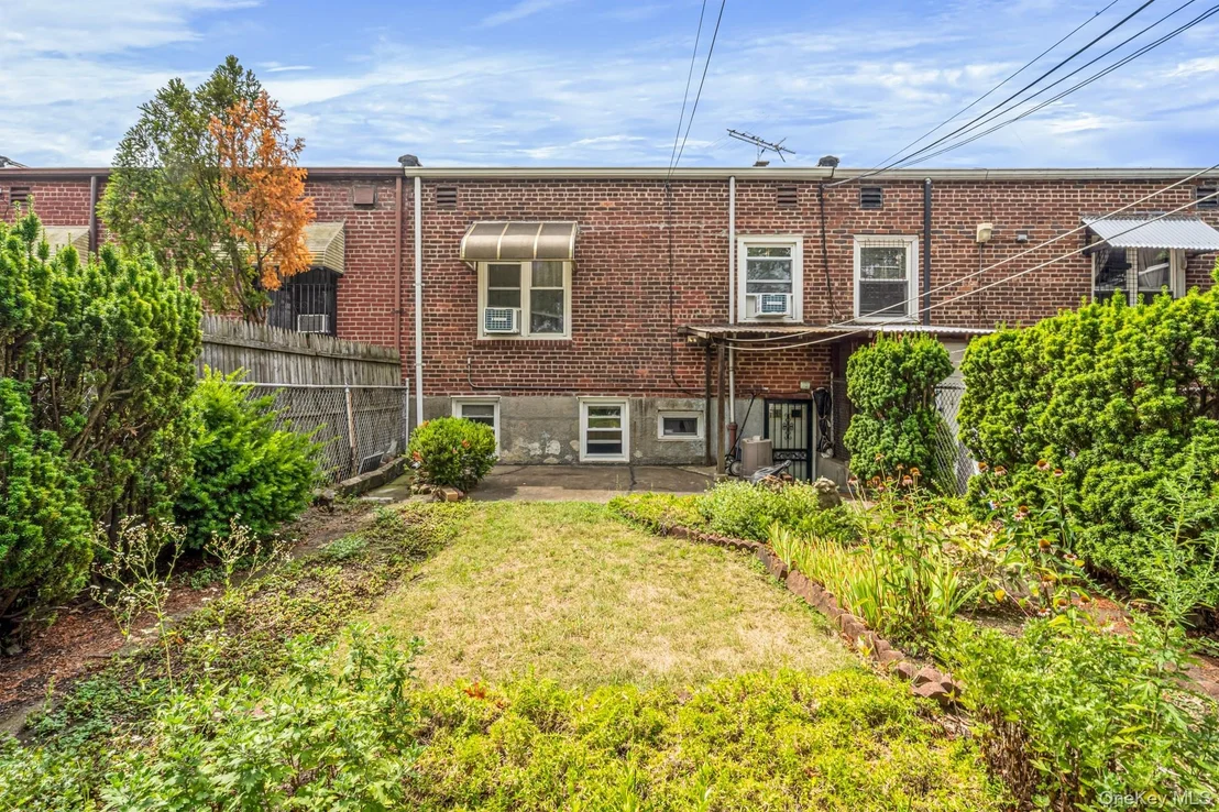 Photo of 53-31 37th Road