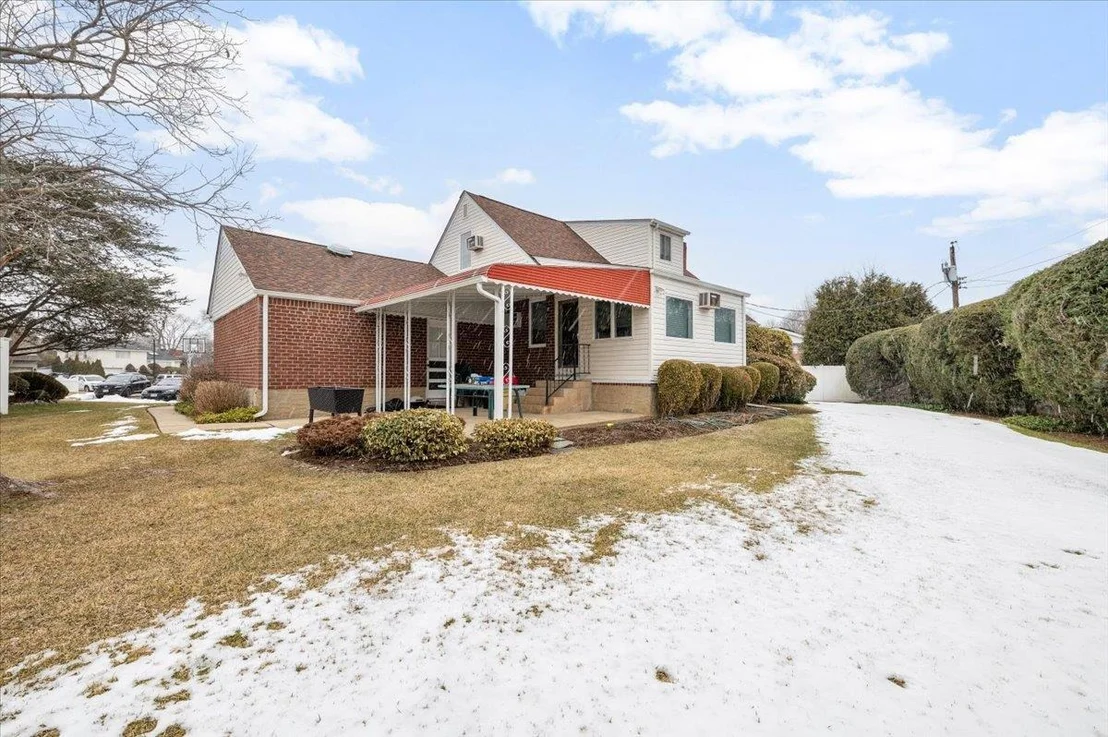 Photo of 8 Sharon Court