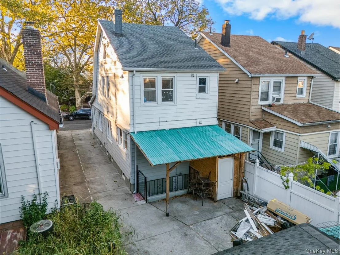 Photo of 6133 157th Street