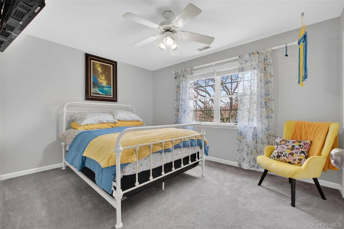 Photo of 24 Coachlight Drive