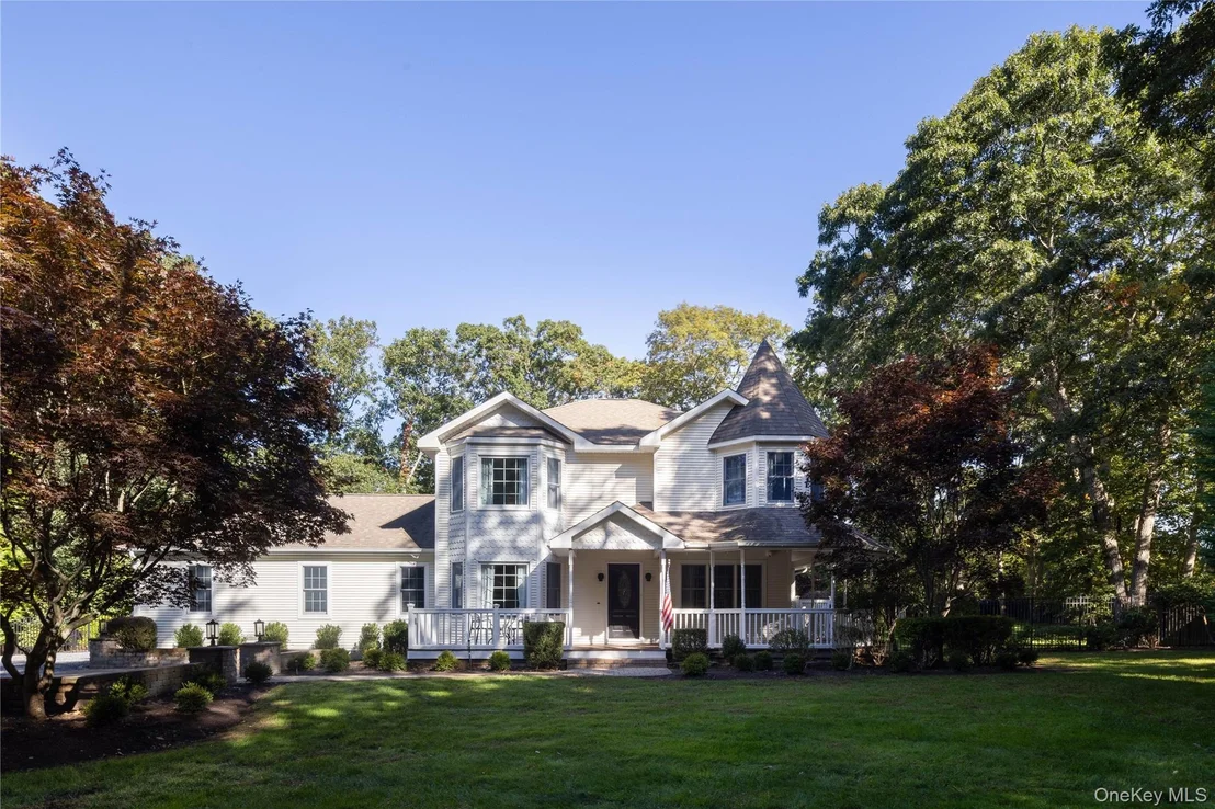 Photo of 11 Country Estates Road