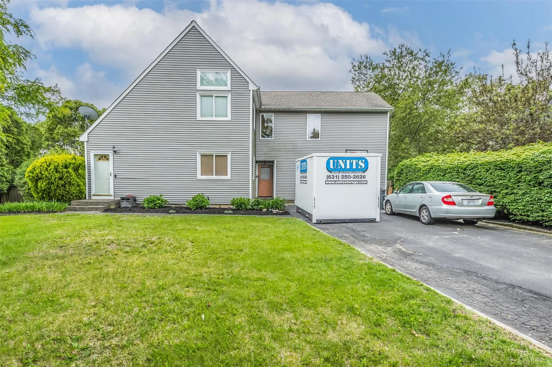 Photo of 233 Arrowhead Avenue
