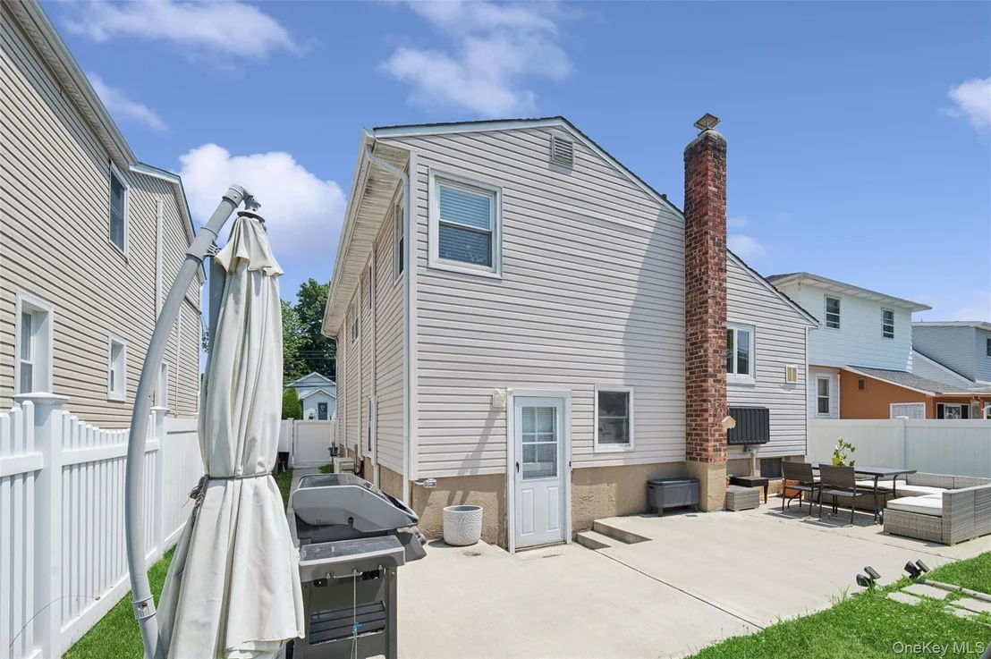 Photo of 83 Scarcliffe Drive
