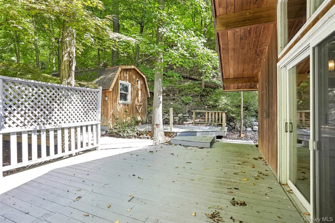 Photo of 951 Haverstraw Road