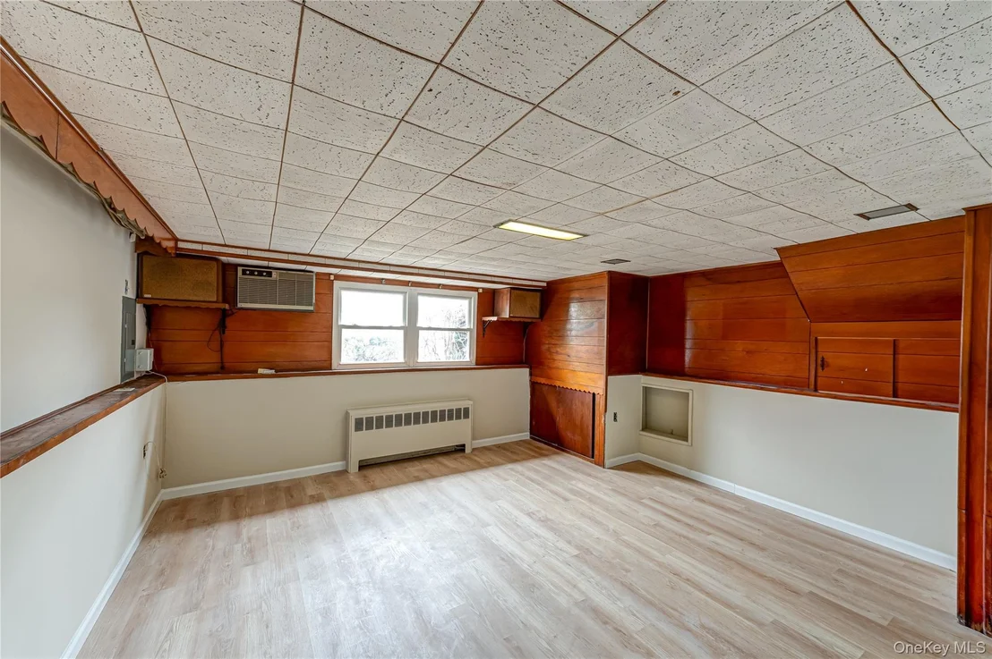 Photo of 855 Pease Lane