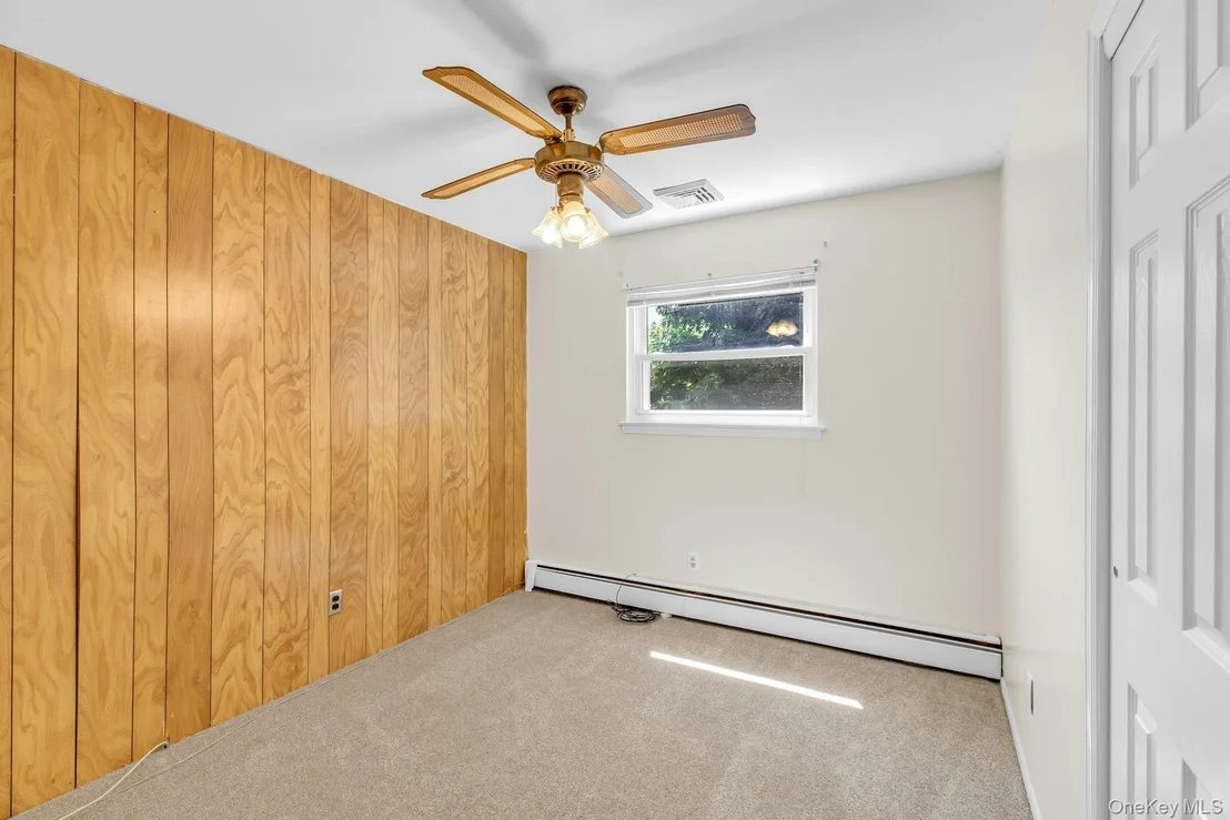 Photo of 258 Lafayette Road