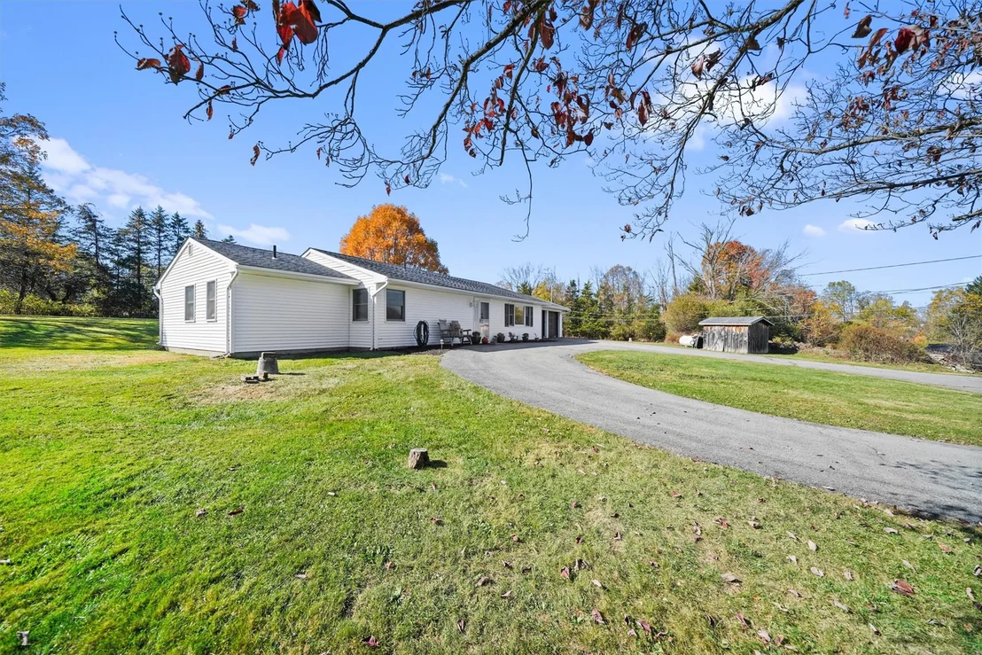 Photo of 397 Bellvale Road