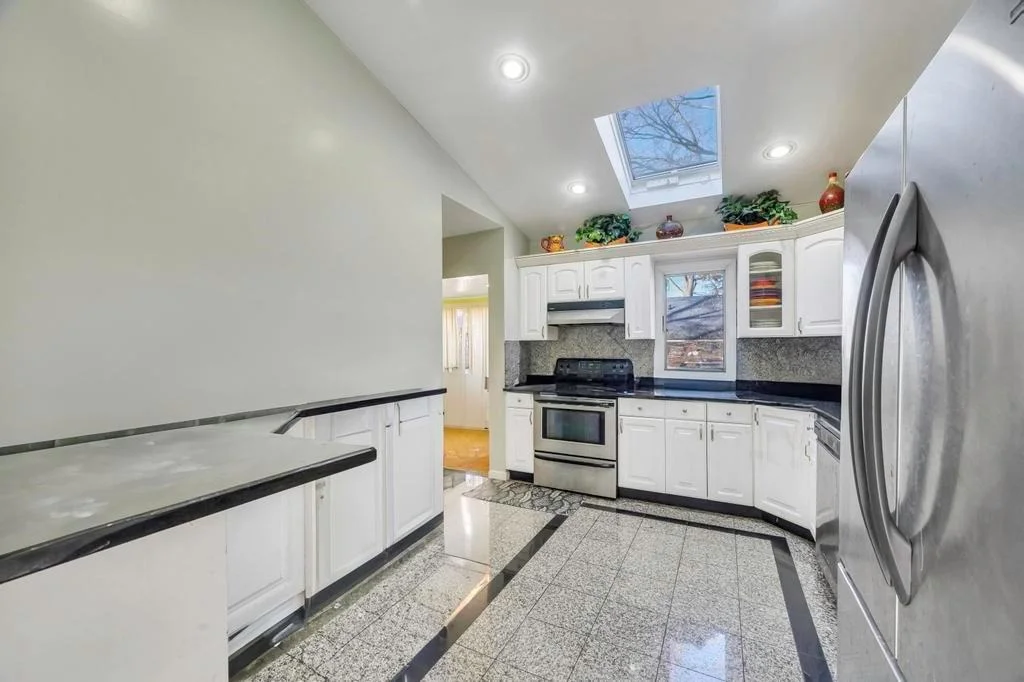 Photo of 82 Royal Drive