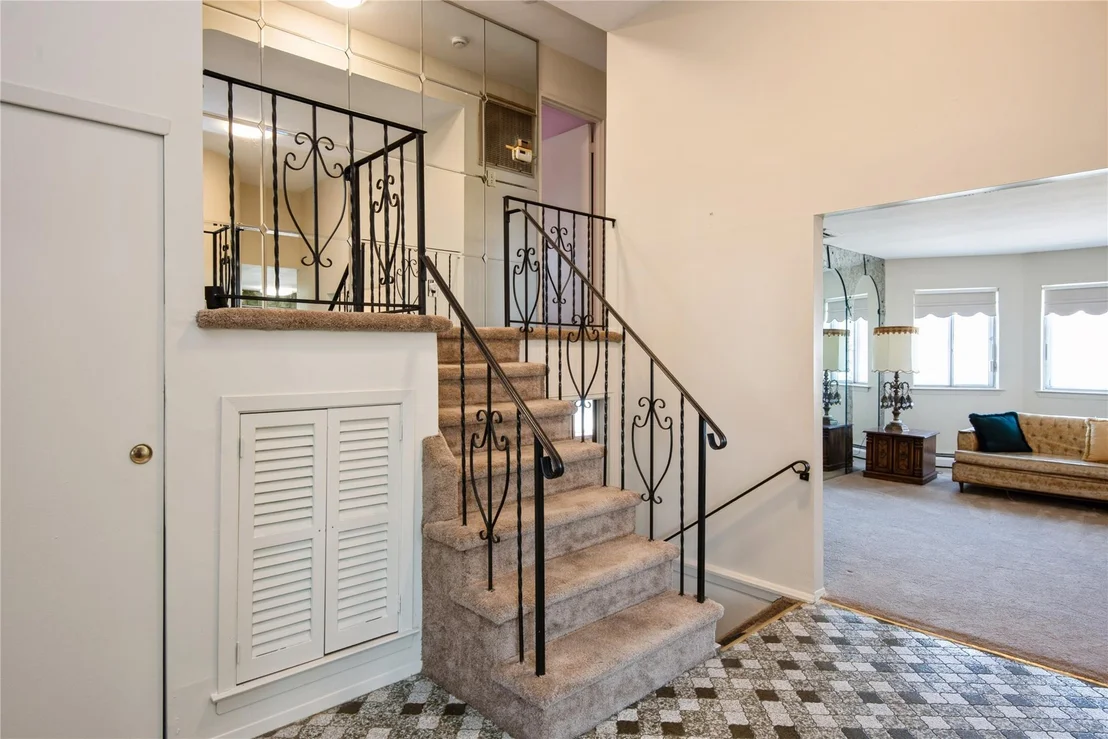 Photo of 256 Leaf Avenue