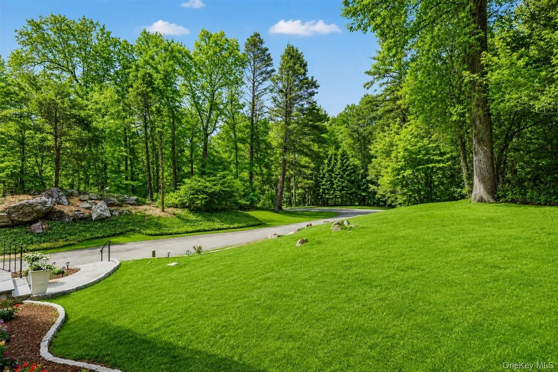 Photo of 28 Valley View Road