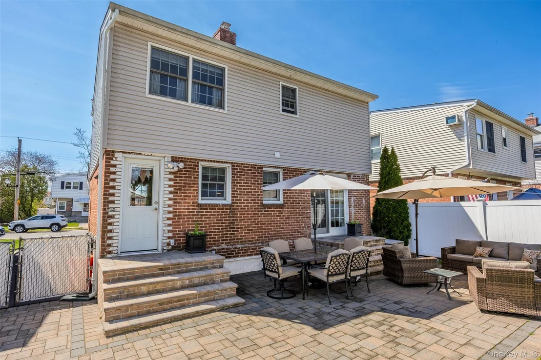 Photo of 416 Argyle Road