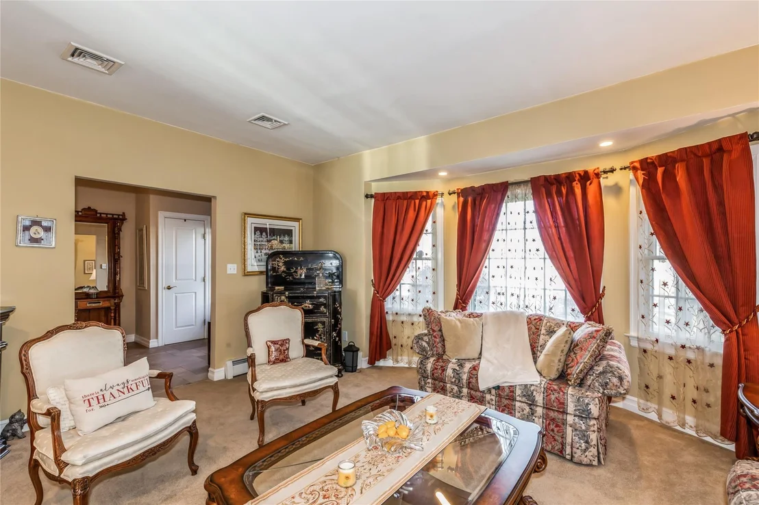 Photo of 12 Meryl Lane