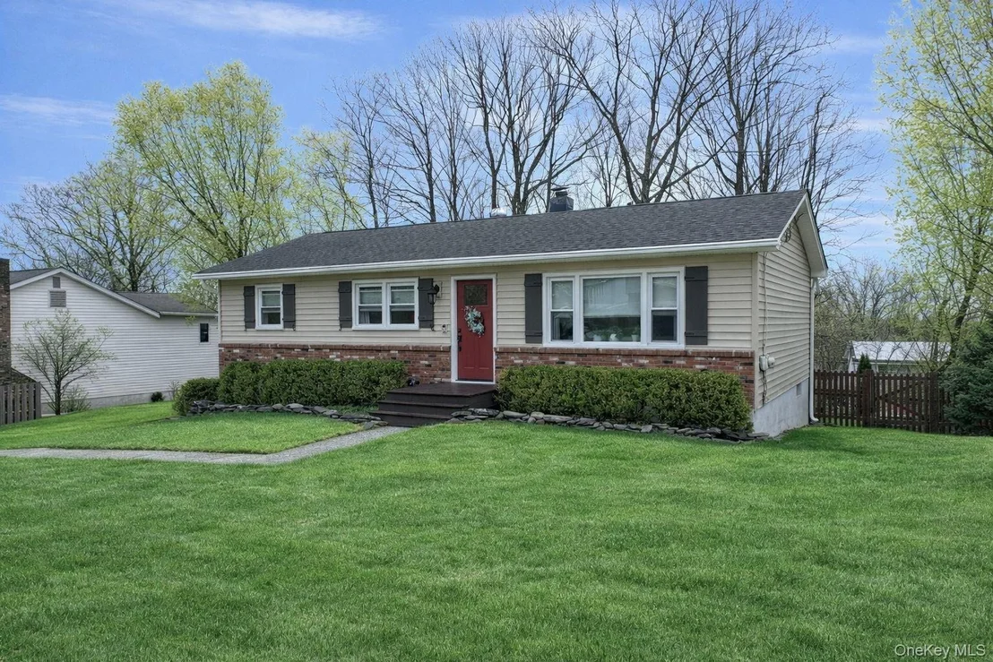 Photo of 40 Poplar Drive