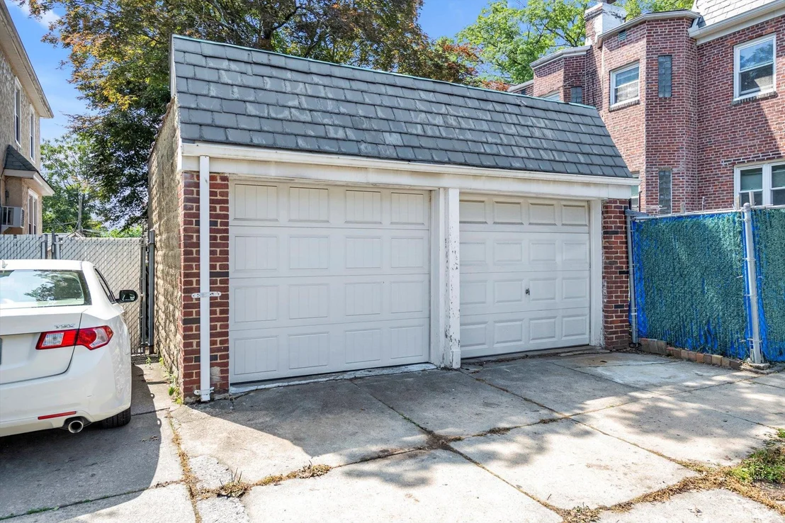 Photo of 152-18 33rd Avenue