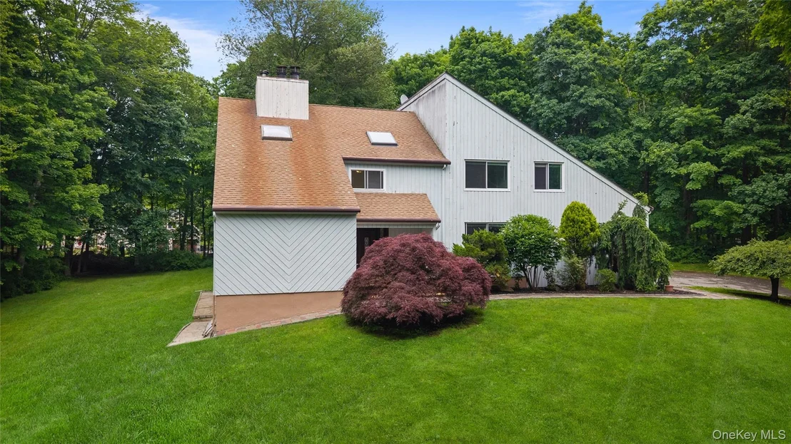 Photo of 65 Cliffside Lane