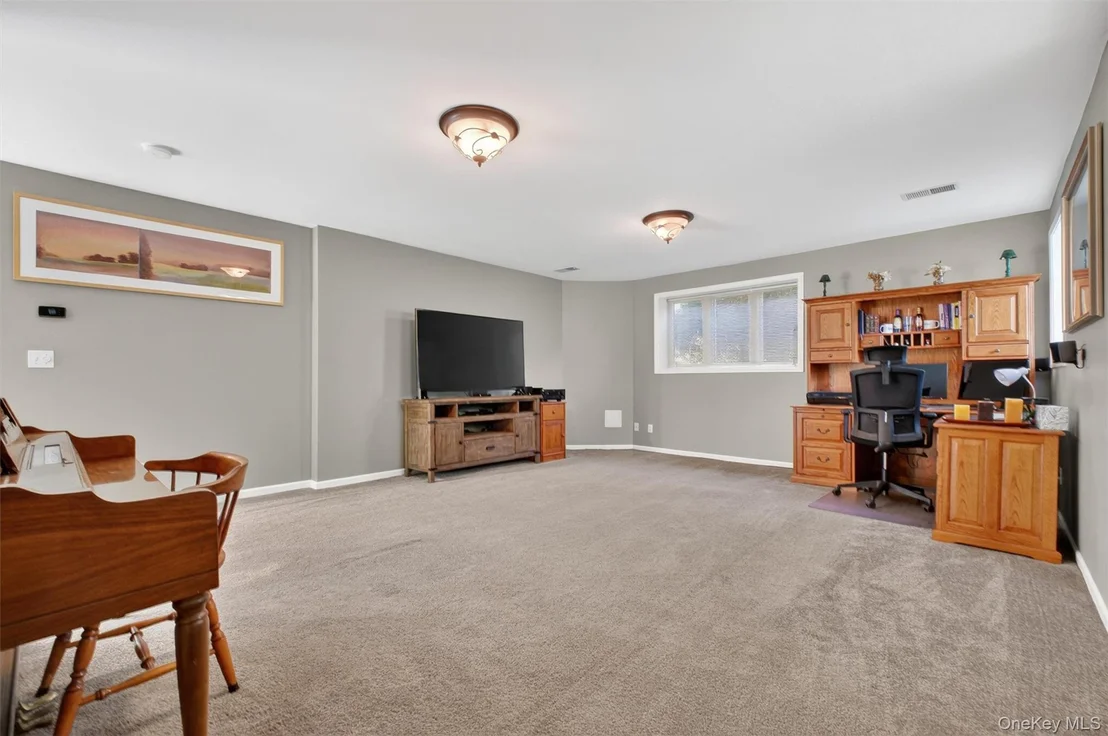 Photo of 201 Candlestick Hill Road