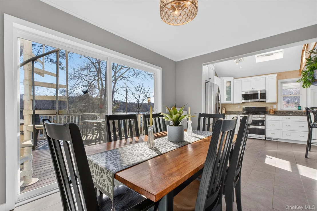 Photo of 255 Haviland Drive
