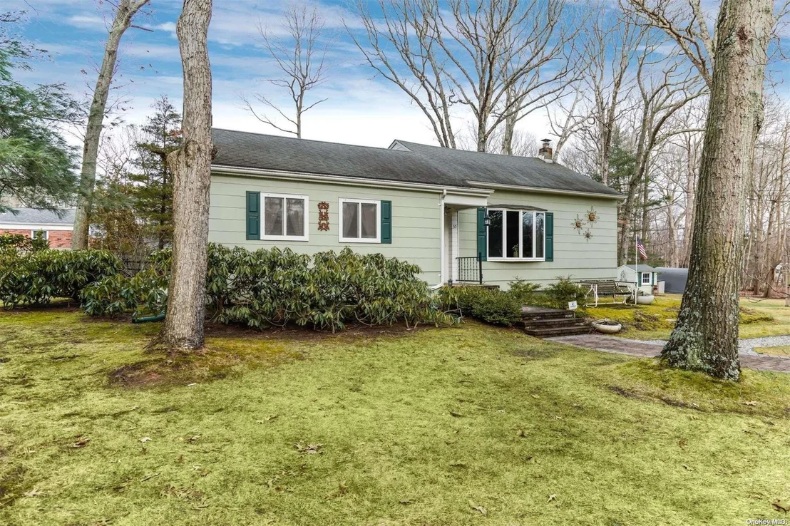 Photo of 55 Brook Lane