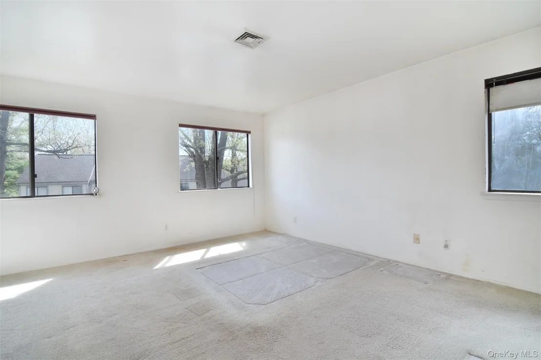 Photo of 1501 Hunters Run