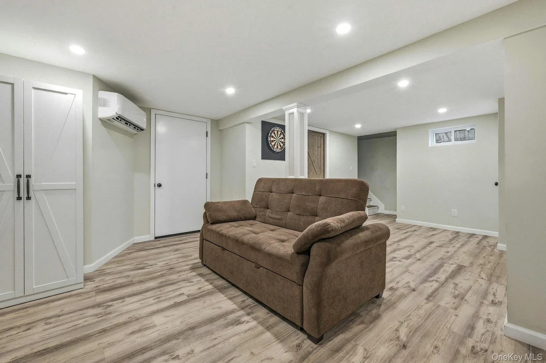 Photo of 5 Orient Road