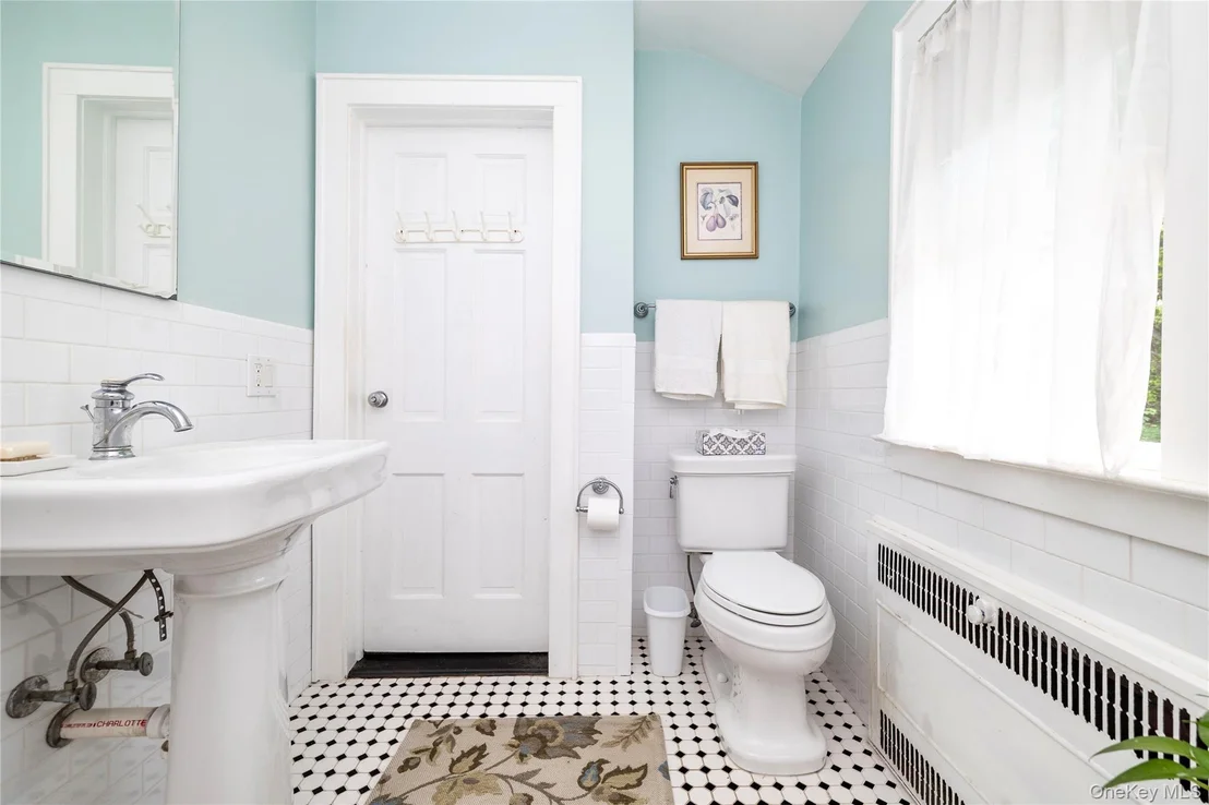 Photo of 21 Maple Street