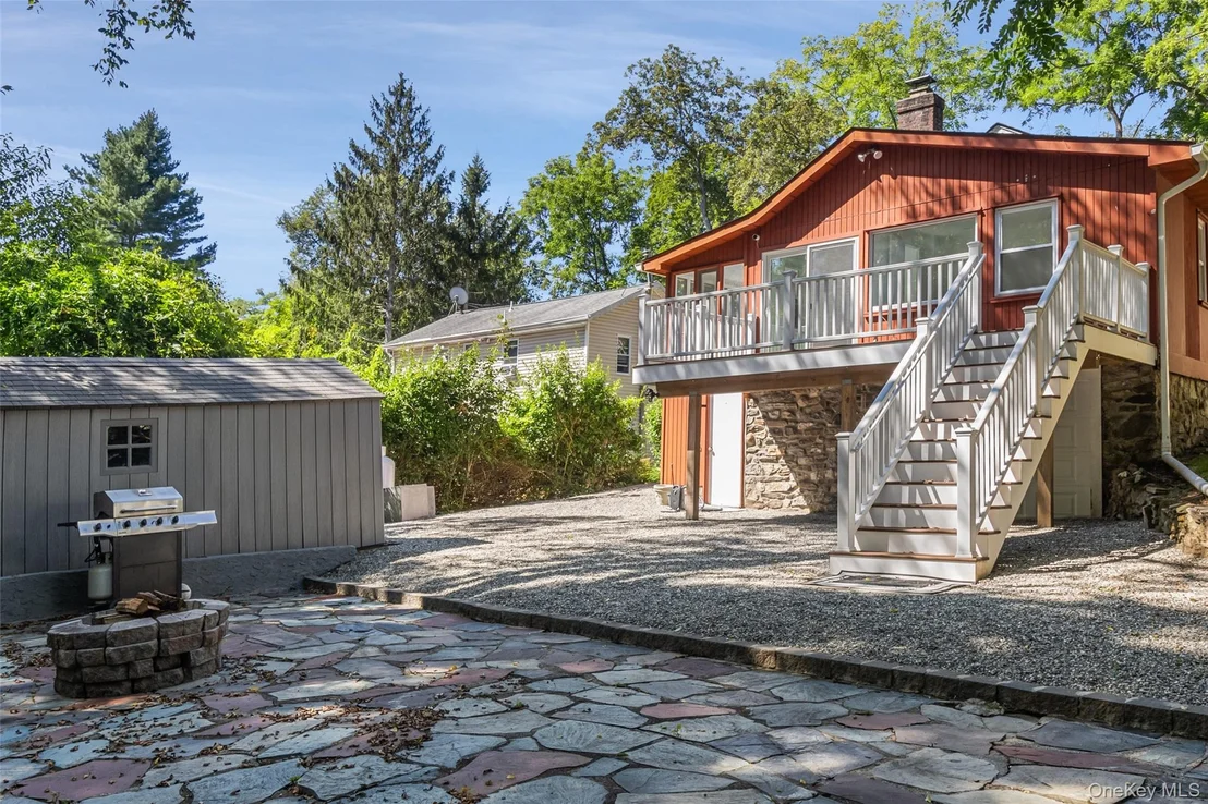 Photo of 6 Brookside Drive