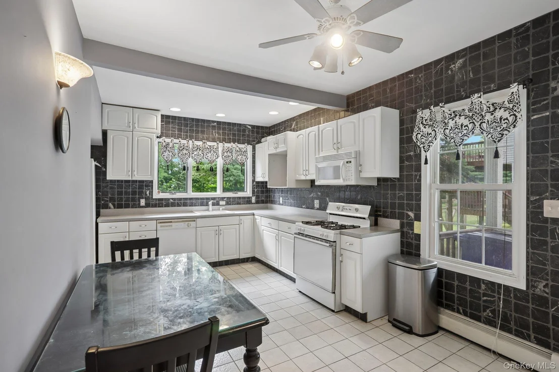 Photo of 8 Sunset Heights