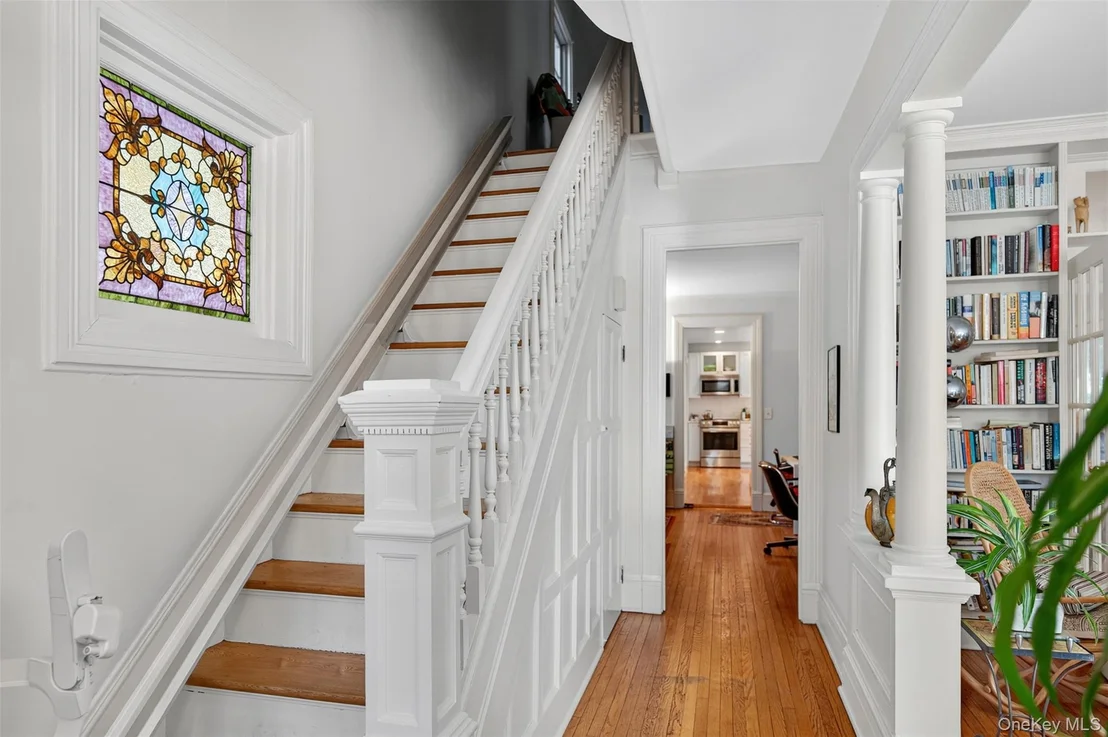 Photo of 20 Whitehouse Avenue
