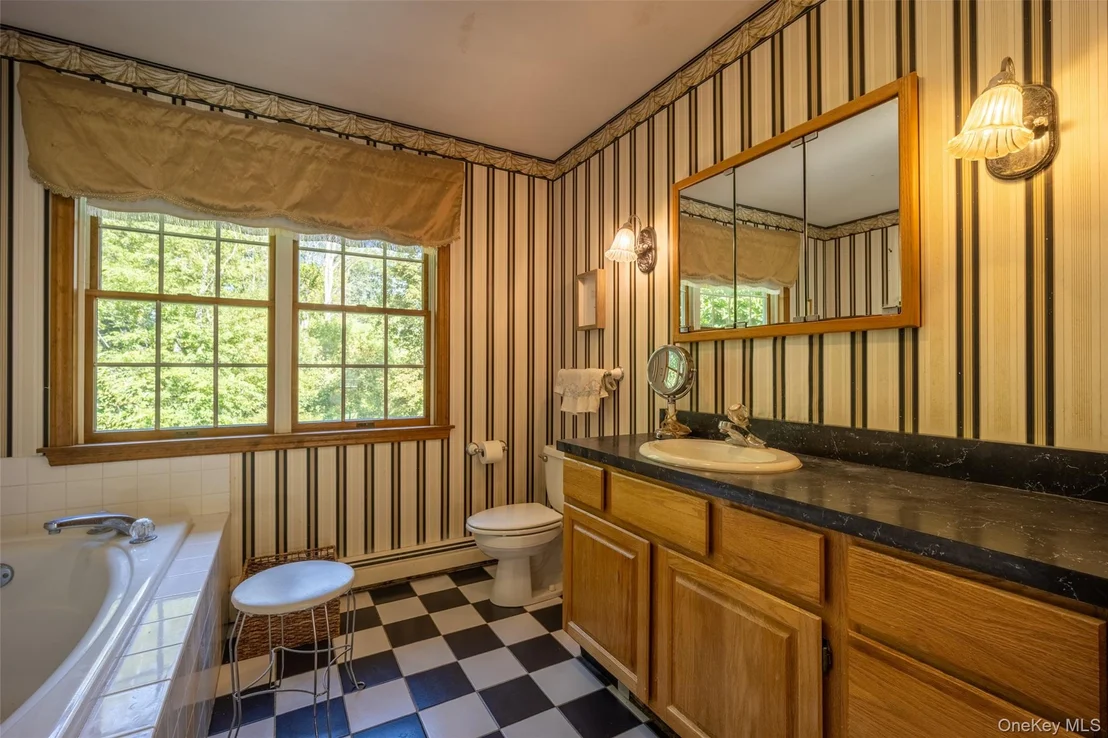Photo of 102 Stream Lane