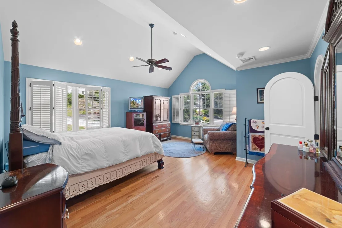 Photo of 22 Eastern Drive