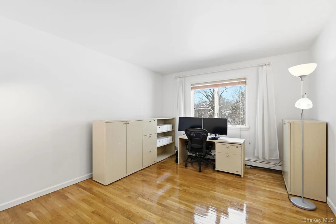 Photo of 10 Pine Brook Road