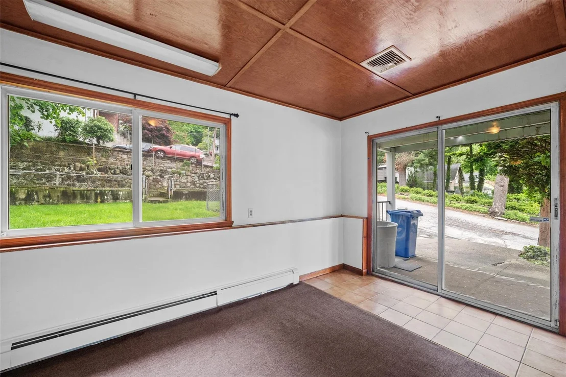 Photo of 420 Nelson Avenue
