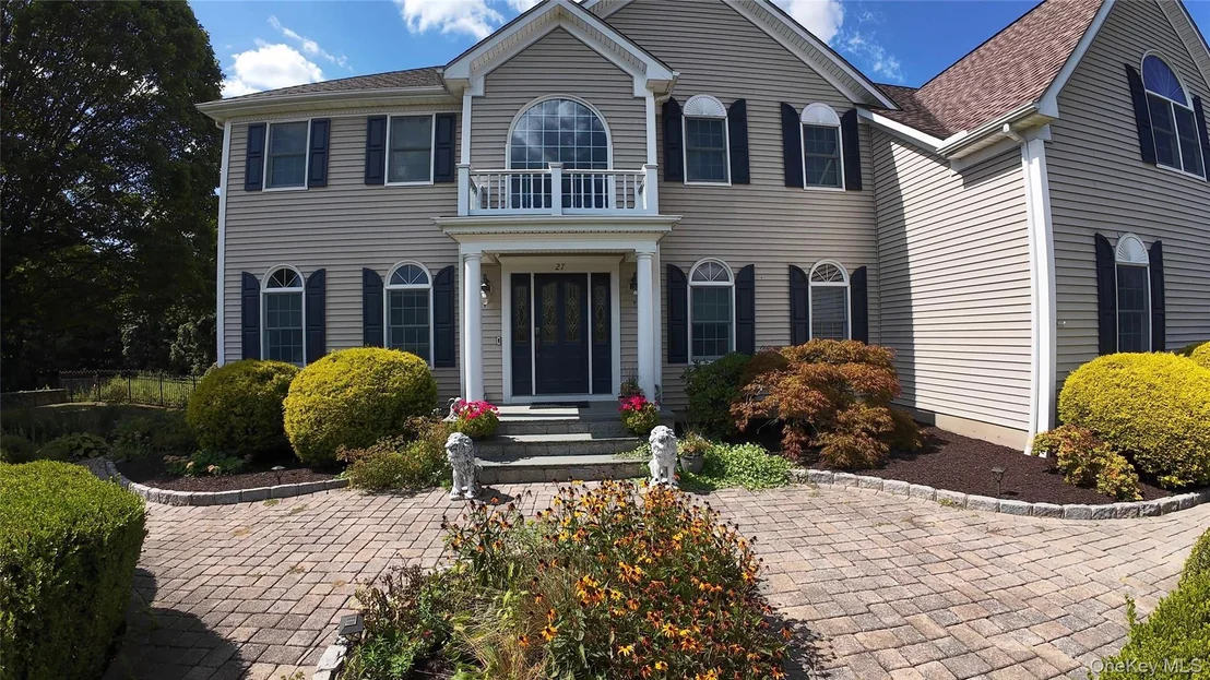 Photo of 27 Kaitlin Drive