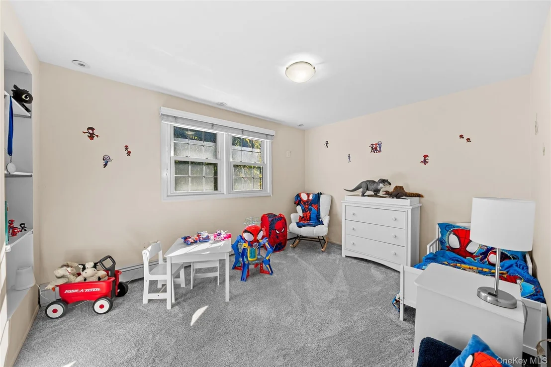 Photo of 156 Cabot Road