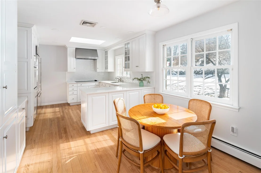 Photo of 2 Cedar Lane