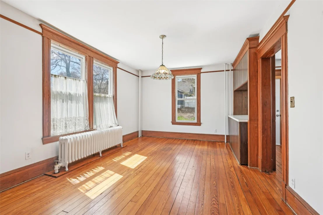 Photo of 18 Edward Street
