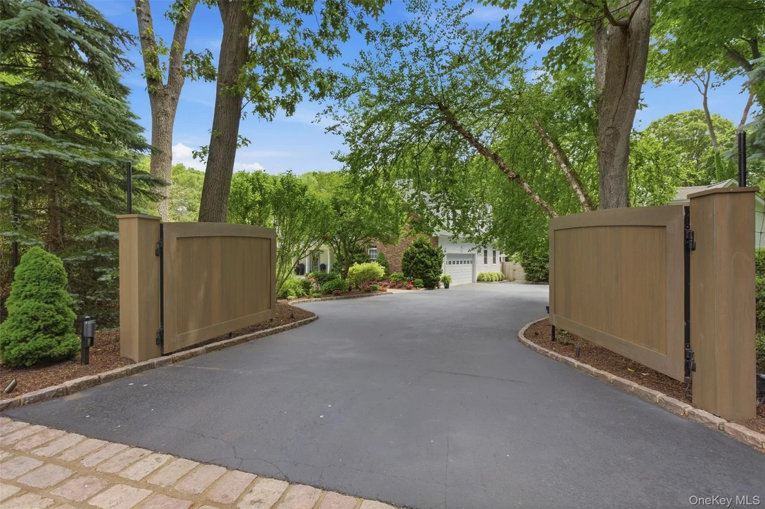 Photo of 77 Mud Road