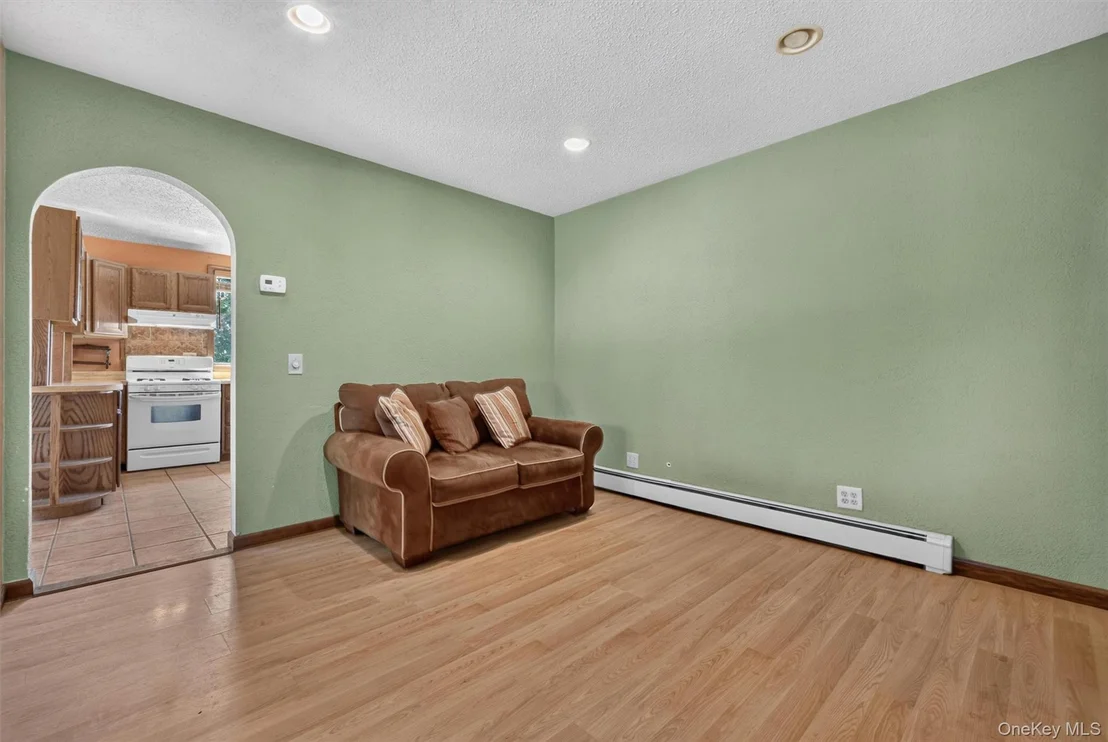Photo of 25 Red Mills Road