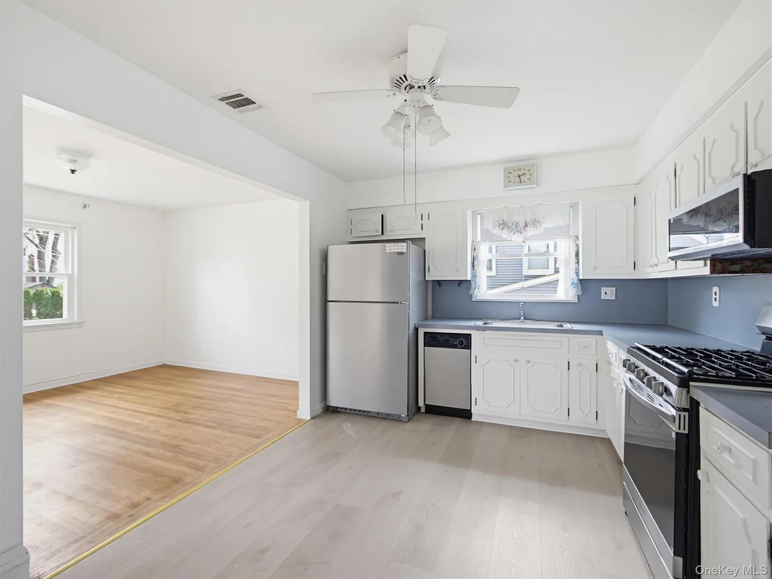 Photo of 11 Willow Drive