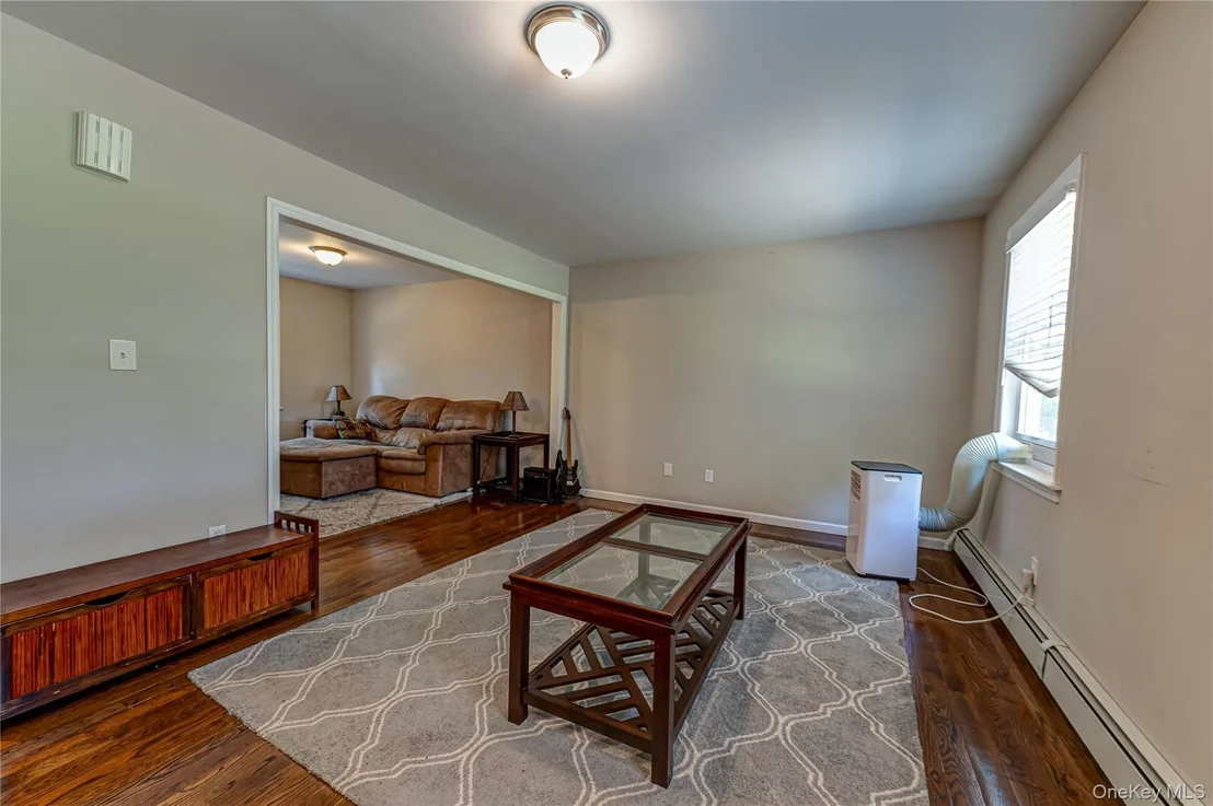 Photo of 252 Oxhead Road