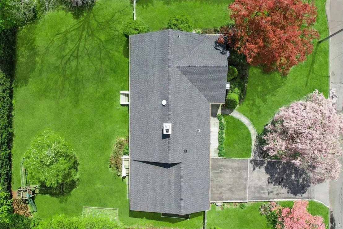 Photo of 17 Rock Ridge Drive