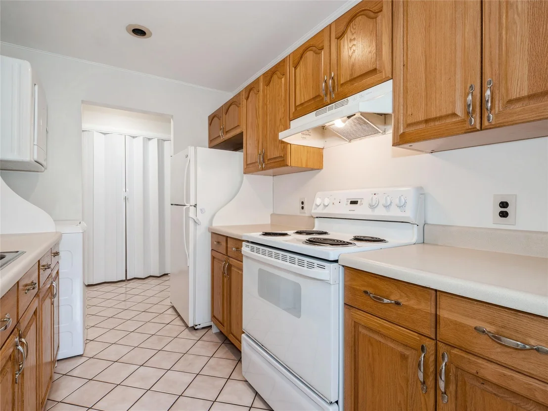 Photo of Unit 8 at 2 Loudon Drive