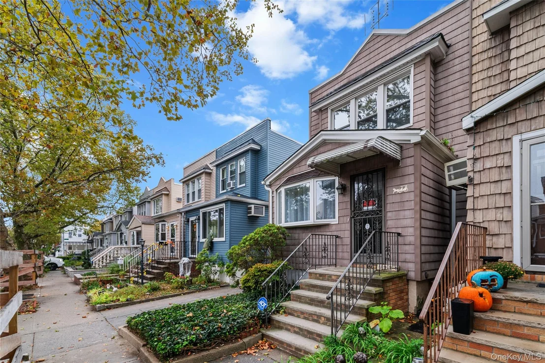 Photo of 6924 67th Pl
