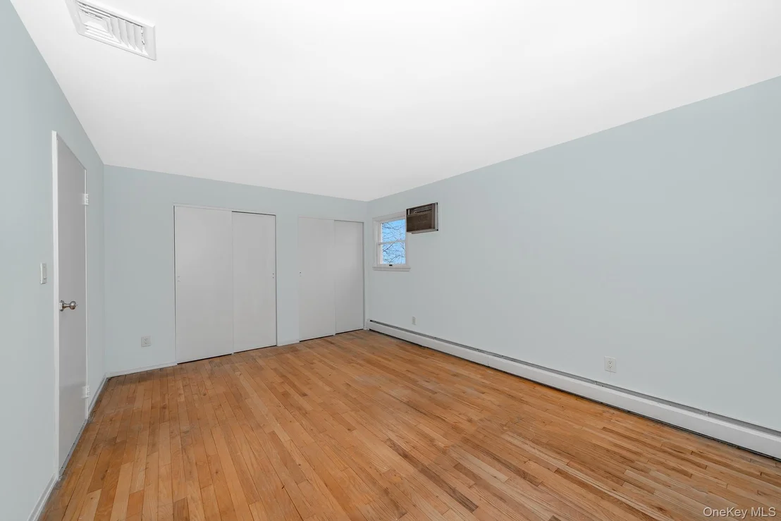 Photo of 24 Brooktree Circle
