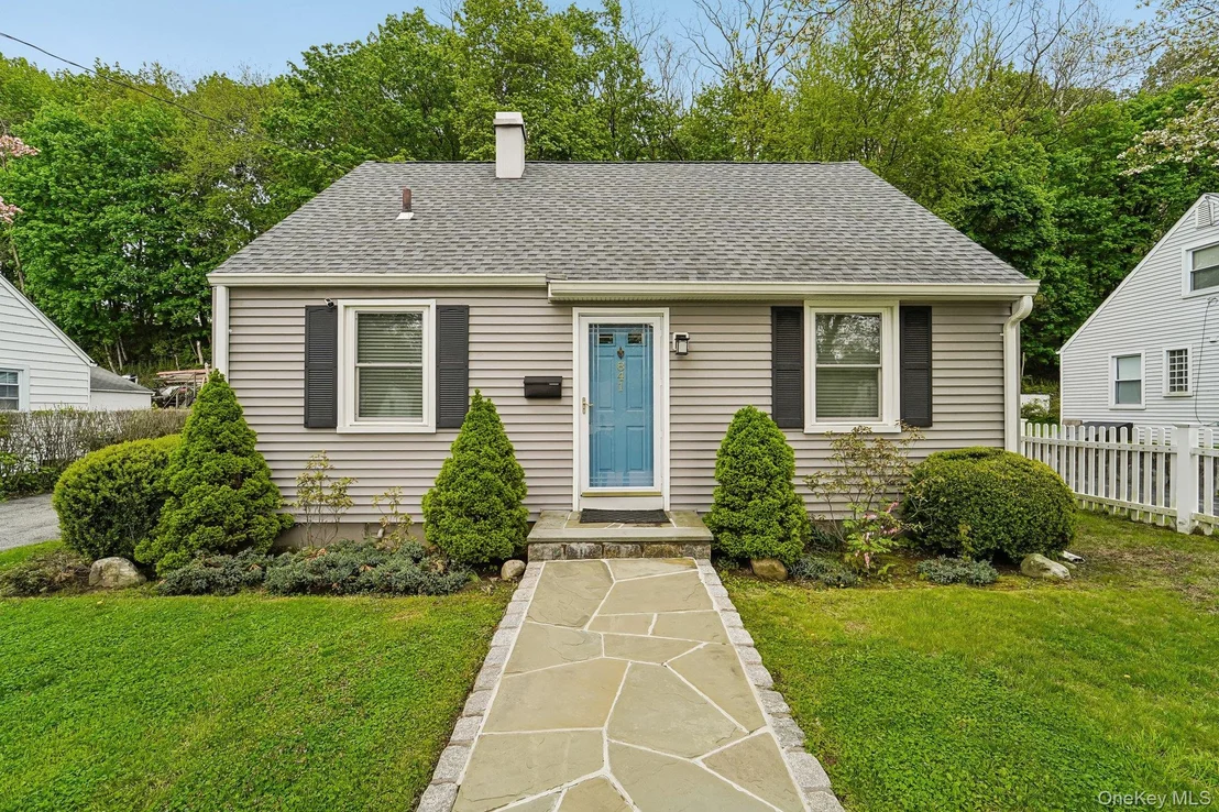 Photo of 841 King Street