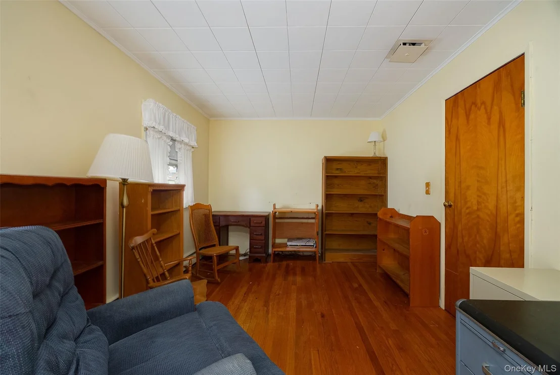 Photo of 140 Cherrywood Drive