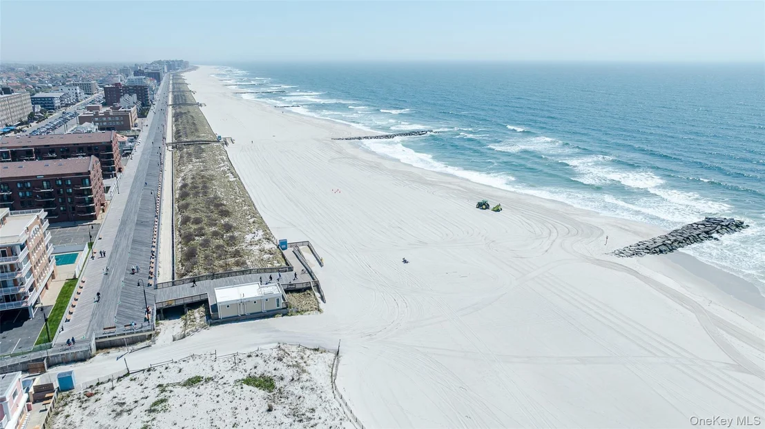 Photo of Unit 11 at 979 Oceanfront
