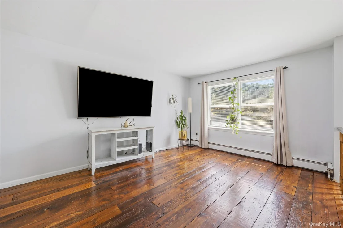 Photo of 6 Virginia Circle
