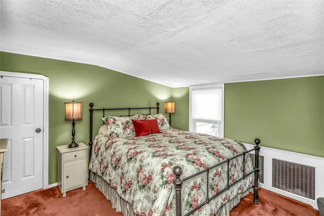 Photo of 17 Hillside Avenue
