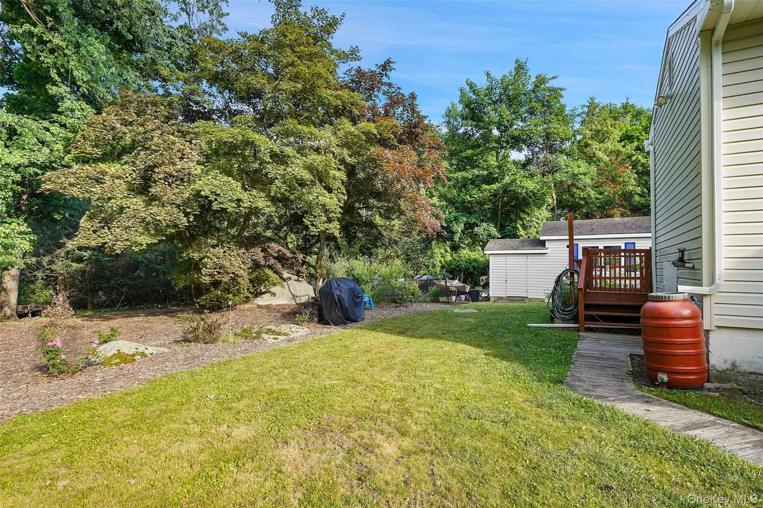Photo of 9 Starview Avenue